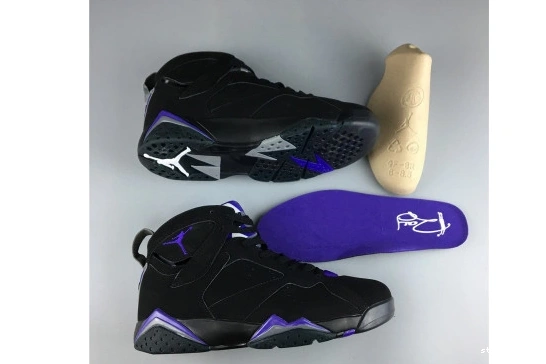 ALLEN RETRO 304775-053 BUCKS 7 JORDAN AIR RAY 304775-053 0722